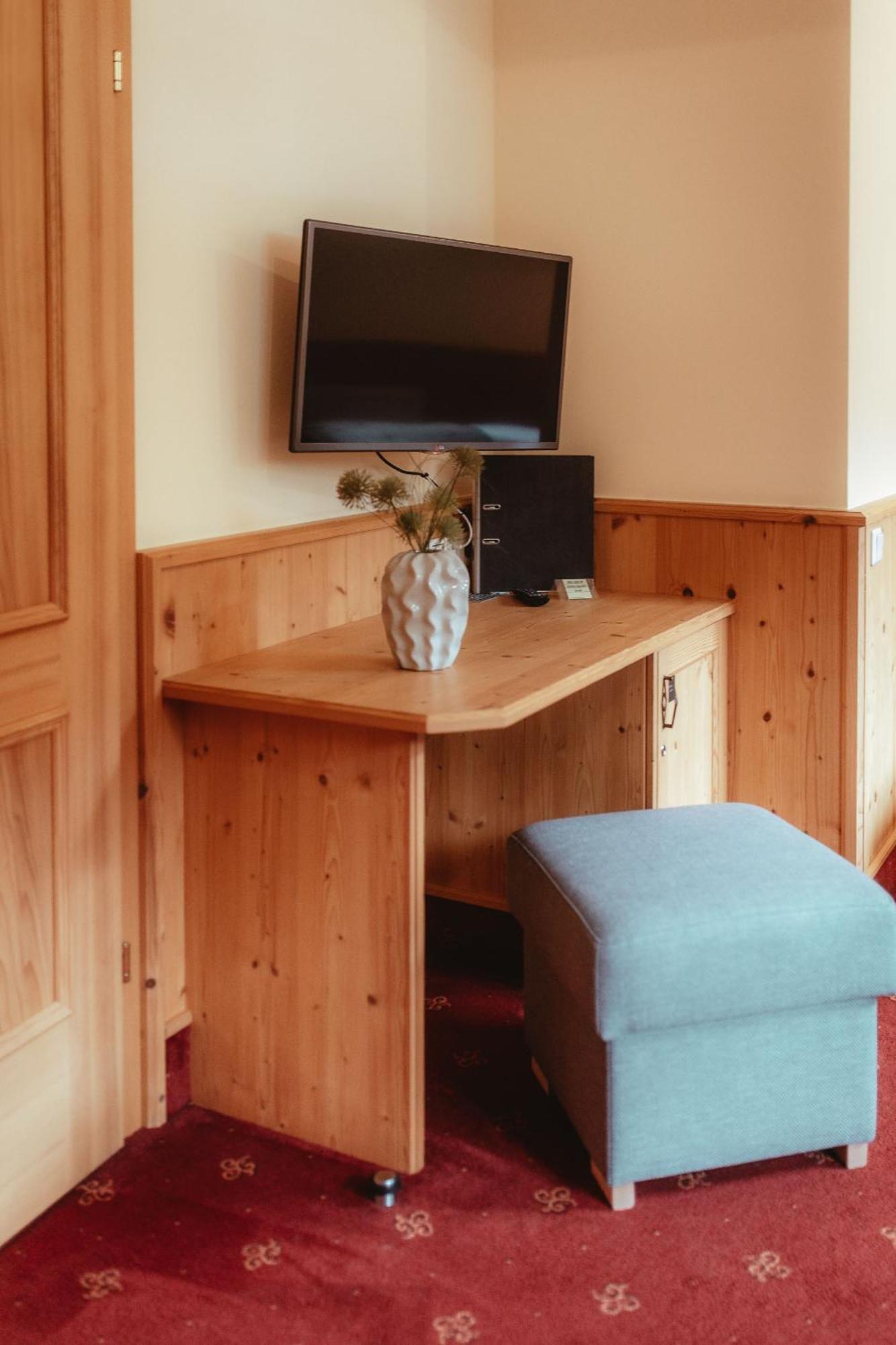 Hotel Gasthof Walcher ドルフガシュタイン エクステリア 写真